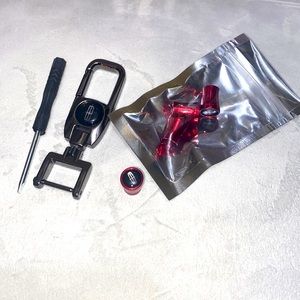 ᒪIᑎᑕOᒪᑎ Key Chain and Tire Caps